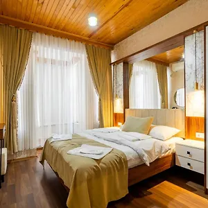 Otel Candy